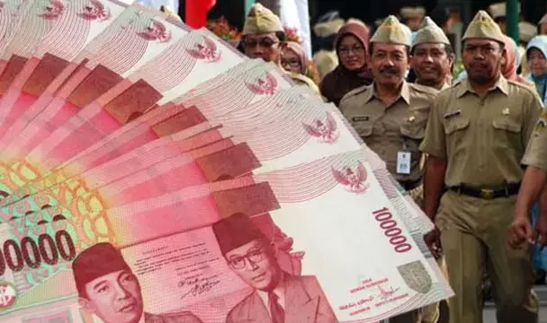 gaji 13 pns kapan cair
