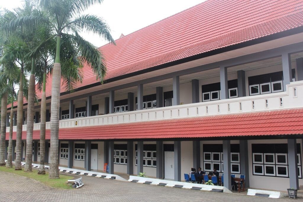 kampus pkn stan