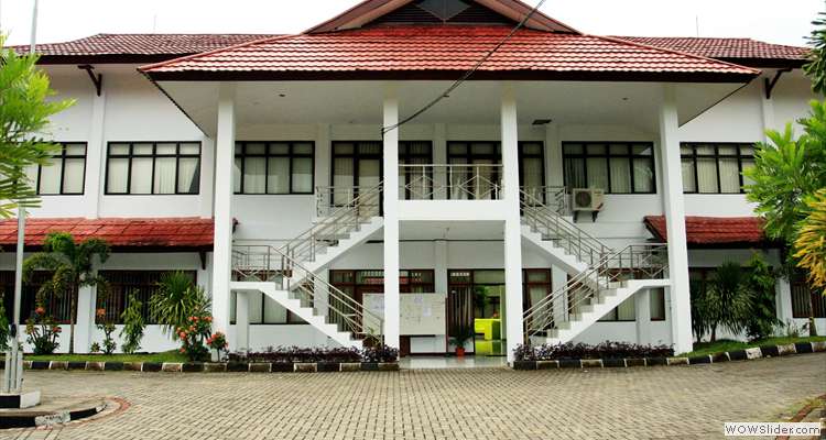kampus pkn stan