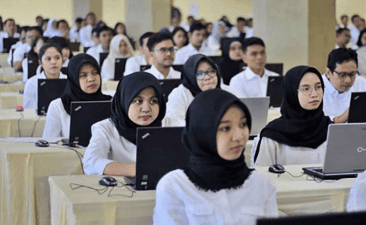 penarikan data final adalah