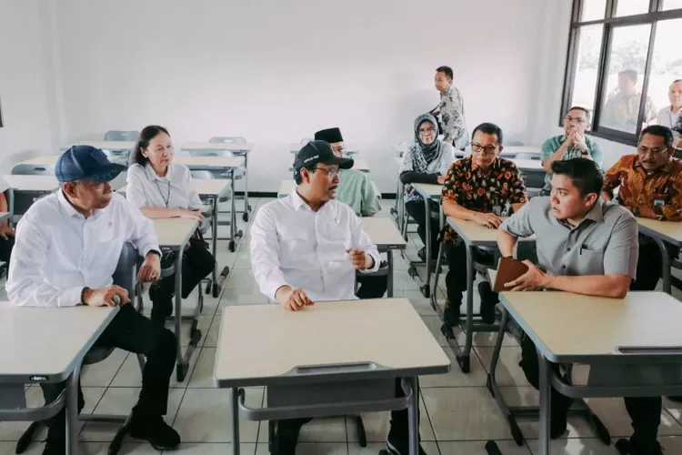 sekolah rakyat