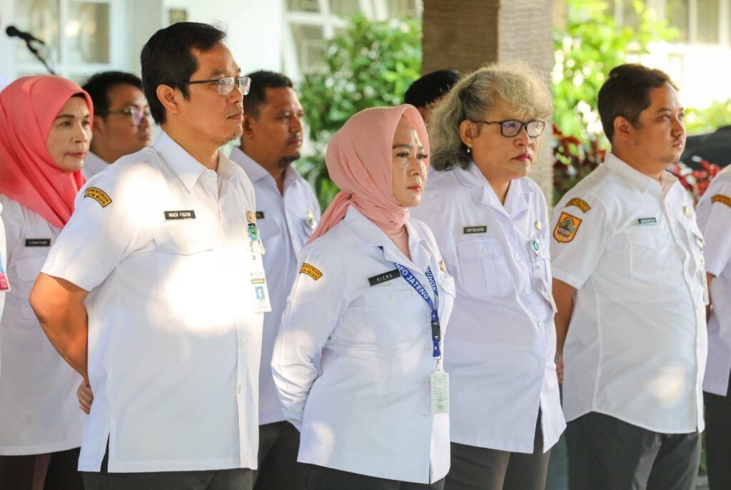 atribut seragam pns