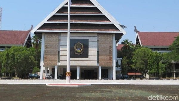 honorer dirumahkan