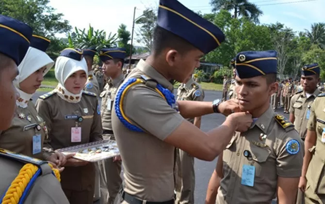 masuk sekolah kedinasan