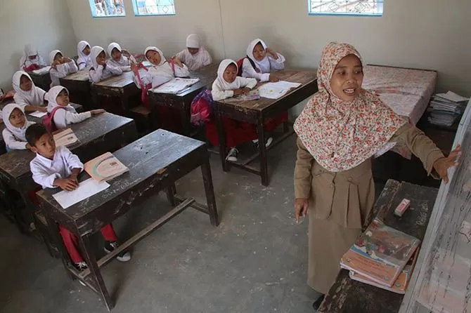 bkn guru pns pensiun