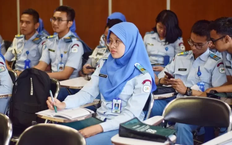 pengumuman kedinasan hari ini