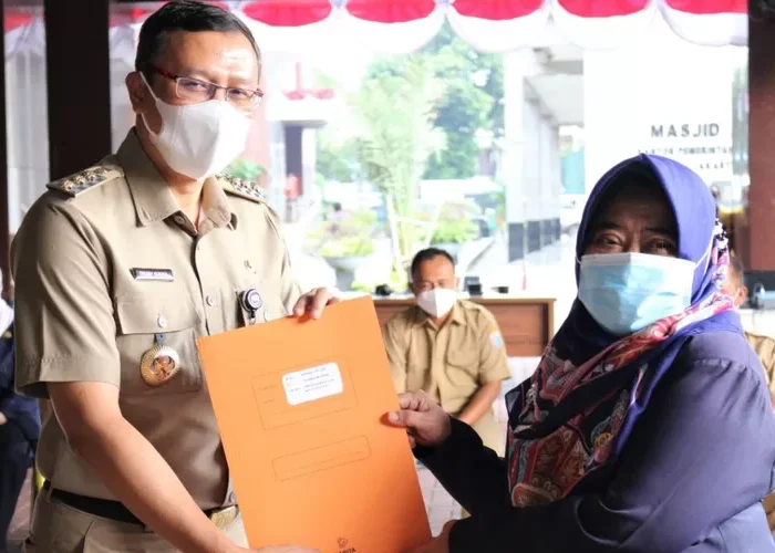 gaji terusan pns