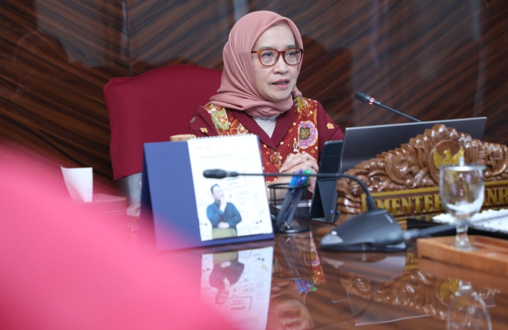 karir dosen