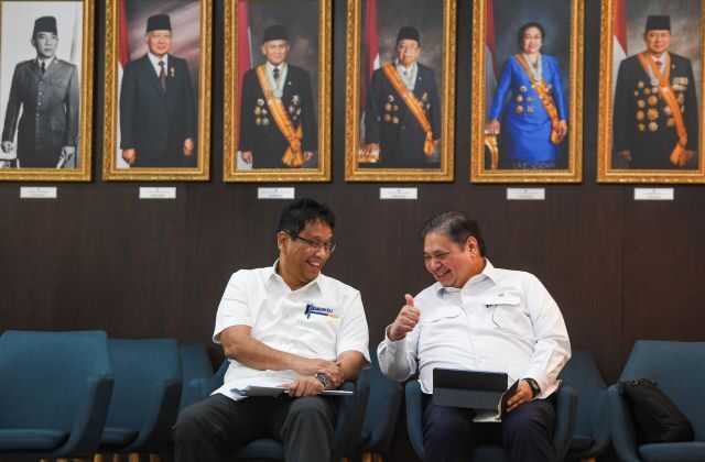 paket stimulus ekonomi